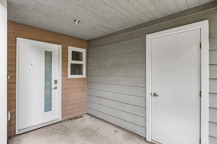 2999 Larson Road North Vancouver, BC - 29