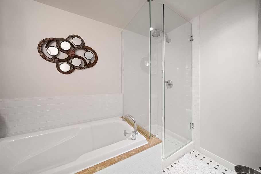 2001 821 Cambie Street Vancouver, BC - 15