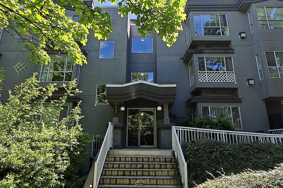 302 120 Garden Drive Vancouver, BC - 1