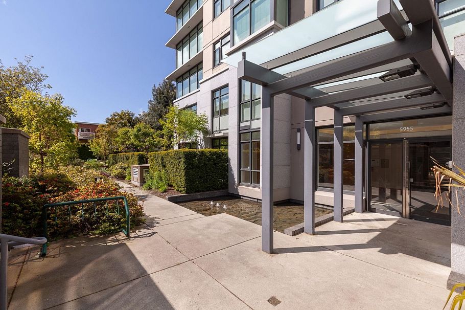 801 5955 Balsam Street Vancouver, BC - 32
