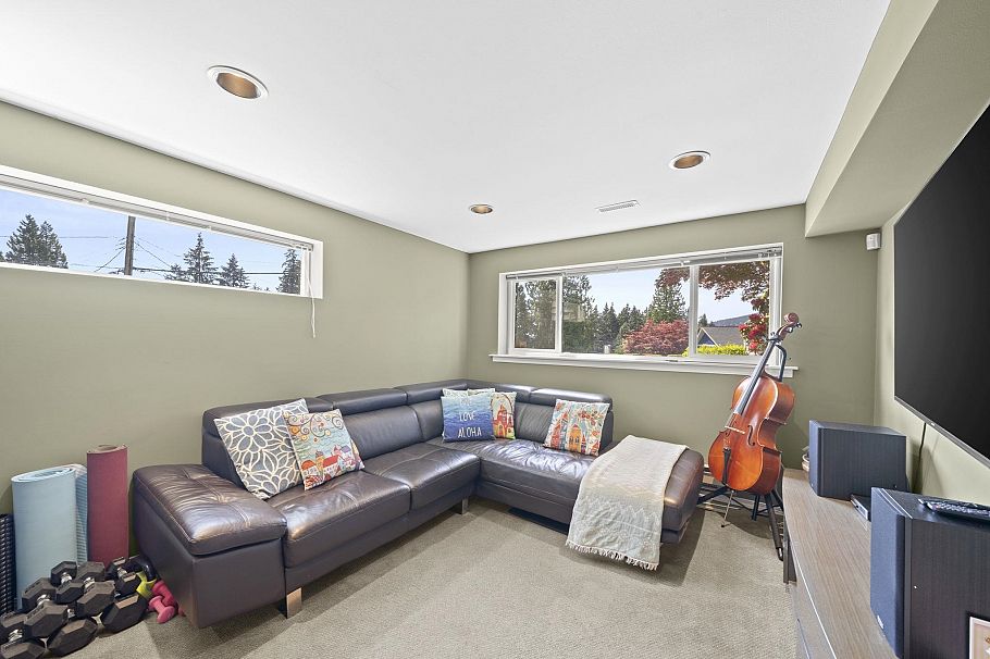 4792 Cedarcrest Avenue North Vancouver, BC - 20