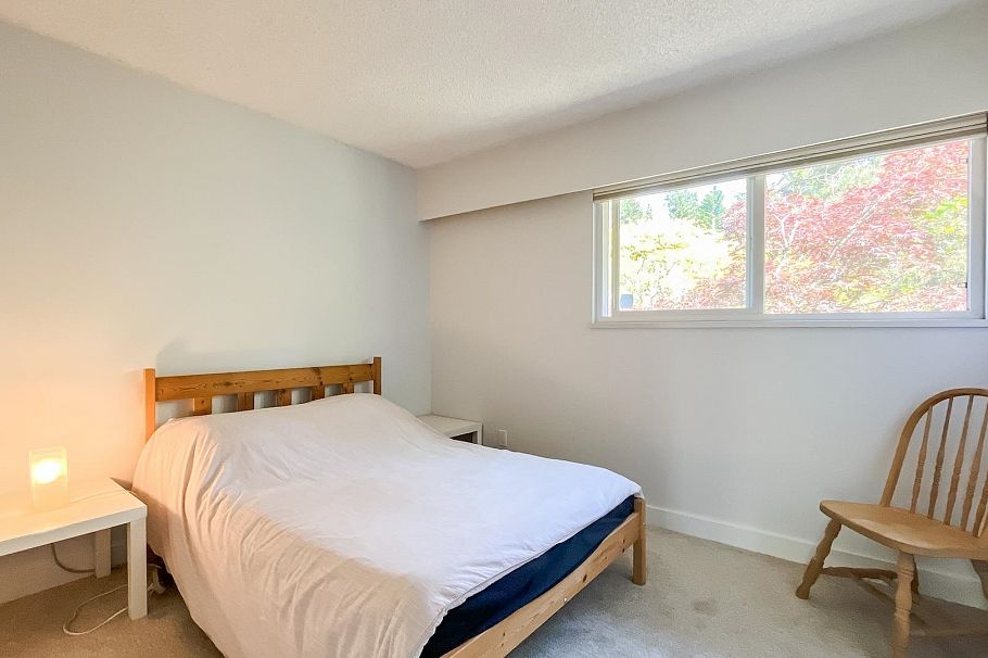 985 Old Lillooet Road North Vancouver, BC - 22