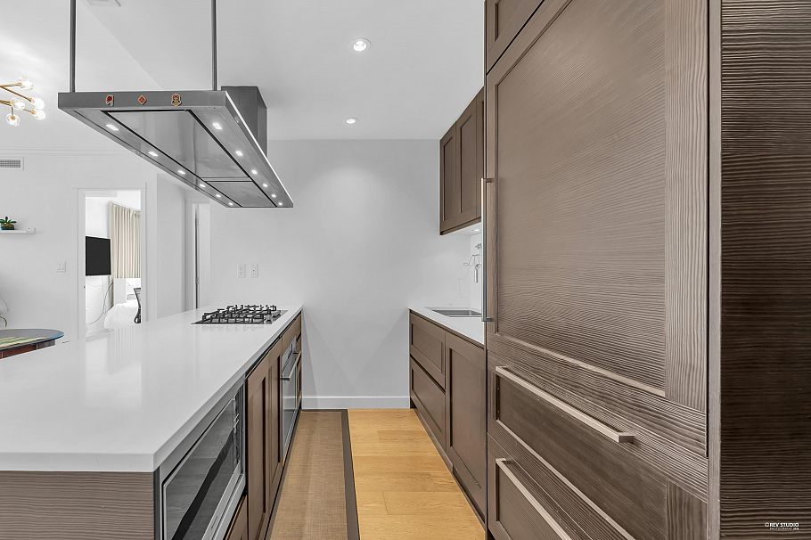709 3355 Binning Road Vancouver, BC - 11