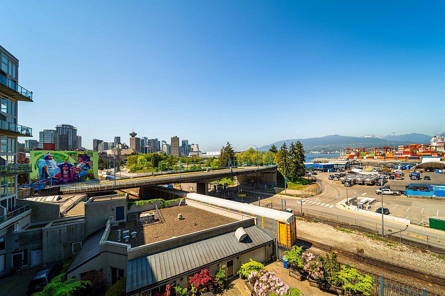 431 289 Alexander Street Vancouver, BC - 14