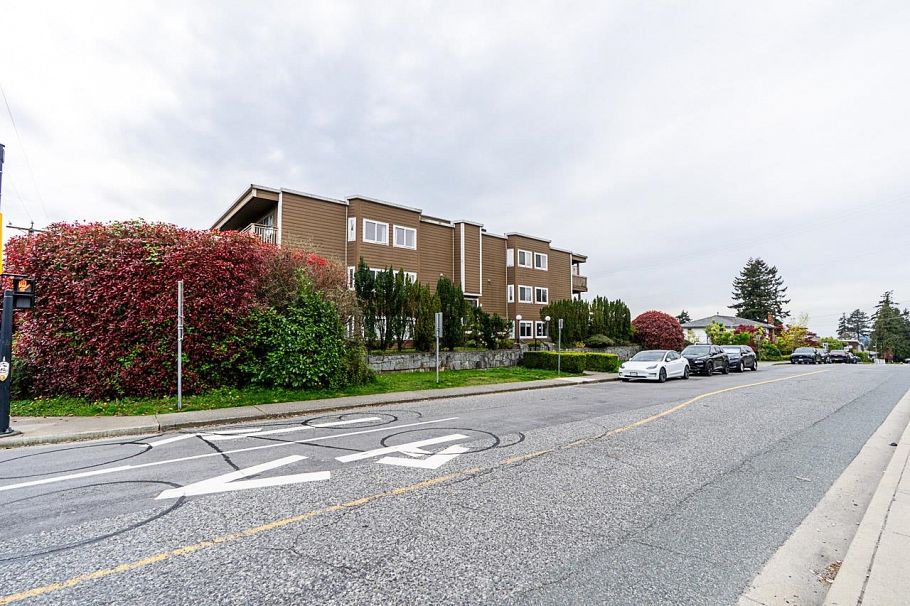 203 107 W 27th Street North Vancouver, BC - 23