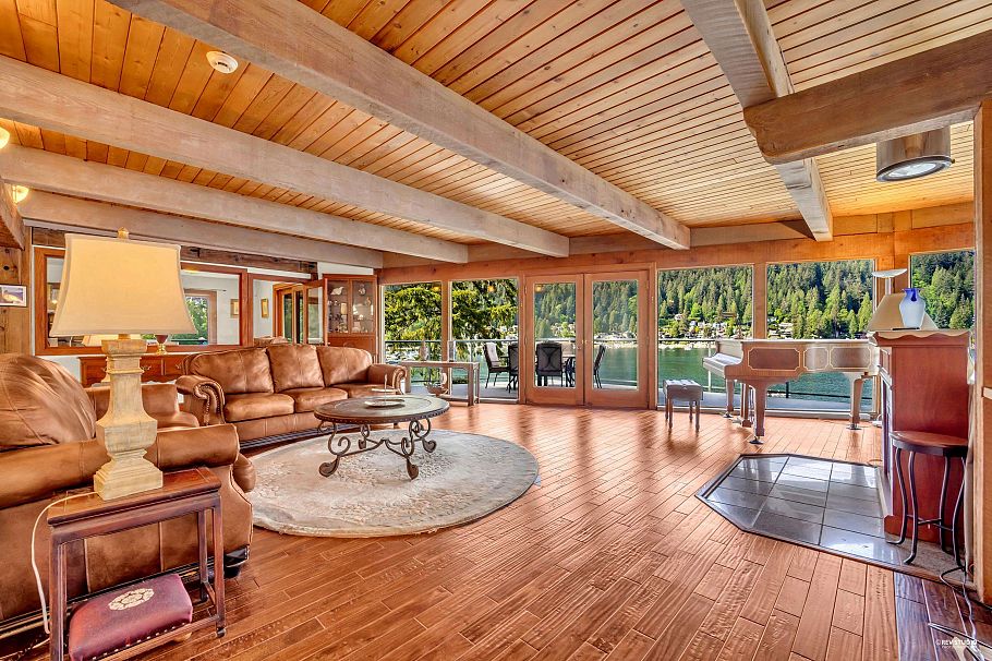2136 Lockehaven Road North Vancouver, BC - 10