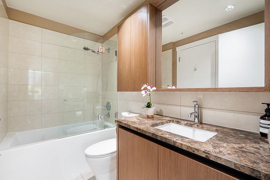202 135 W 2nd Street North Vancouver, BC - 13