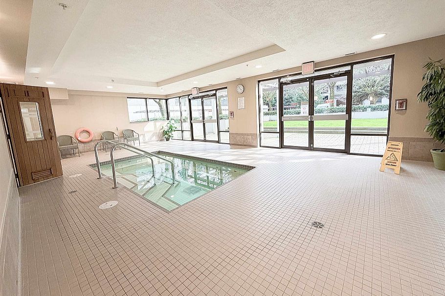 TH13 2089 Rosser Avenue Burnaby, BC - 15