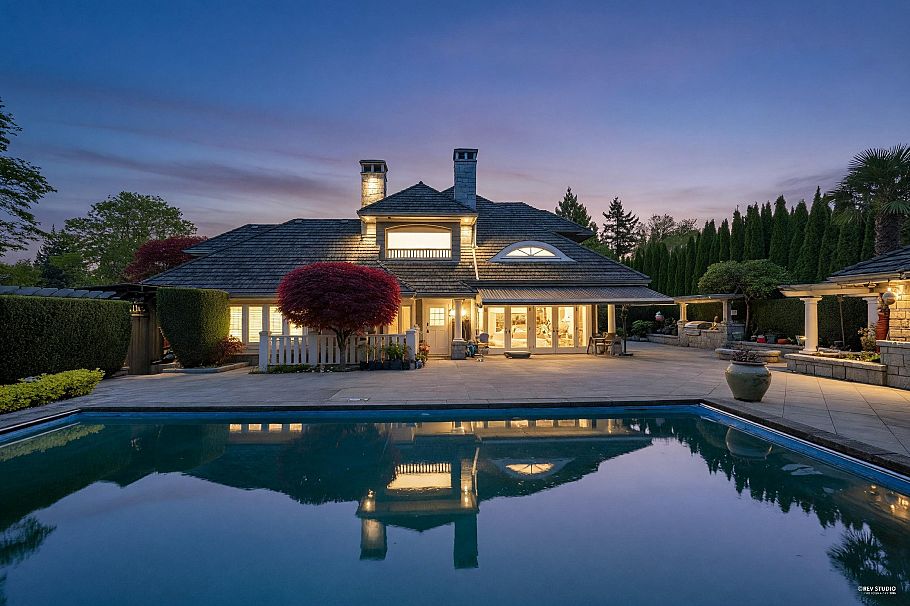 5730 College Highroad Vancouver, BC - 6