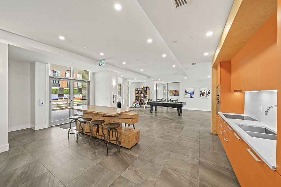 310 285 E 10th Avenue Vancouver, BC - 22