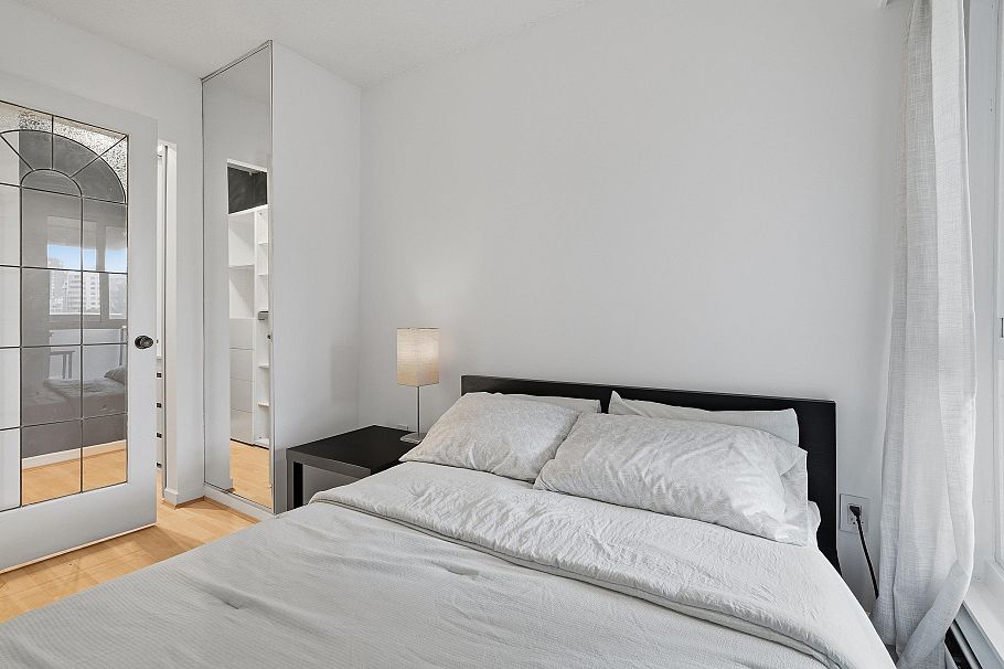 412 1718 Nelson Street Vancouver, BC - 17