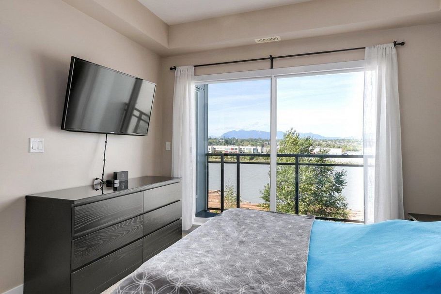 511 10033 River Drive Richmond, BC - 23