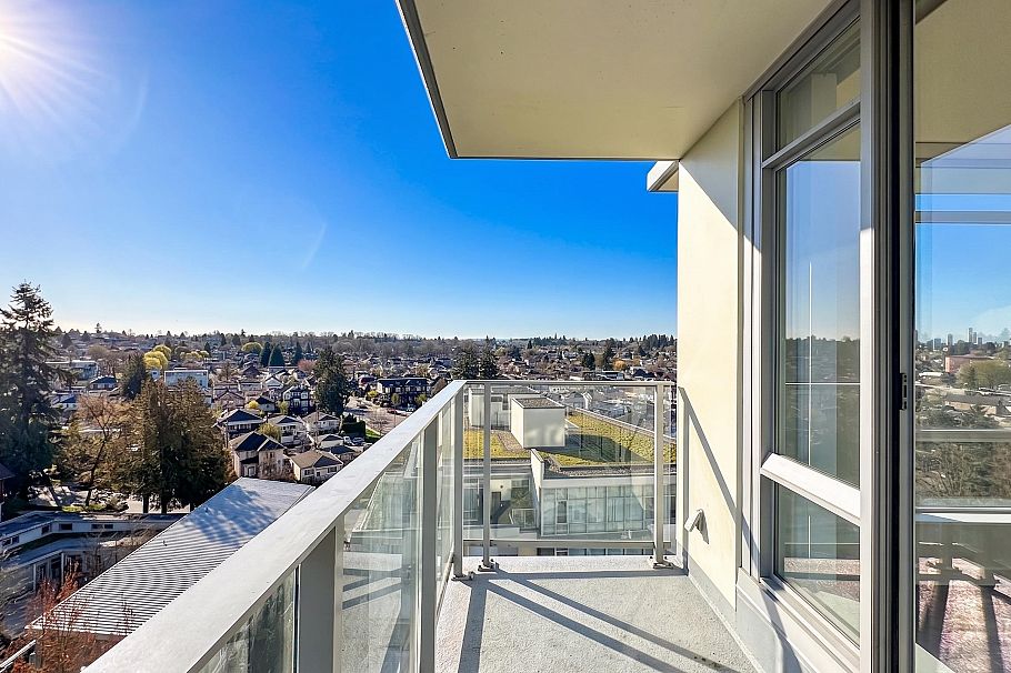 1107 4815 Eldorado Mews Vancouver, BC - 2