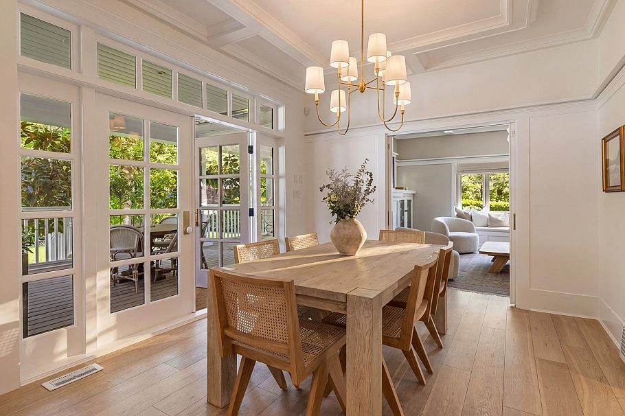 360 E Windsor Road North Vancouver, BC - 13