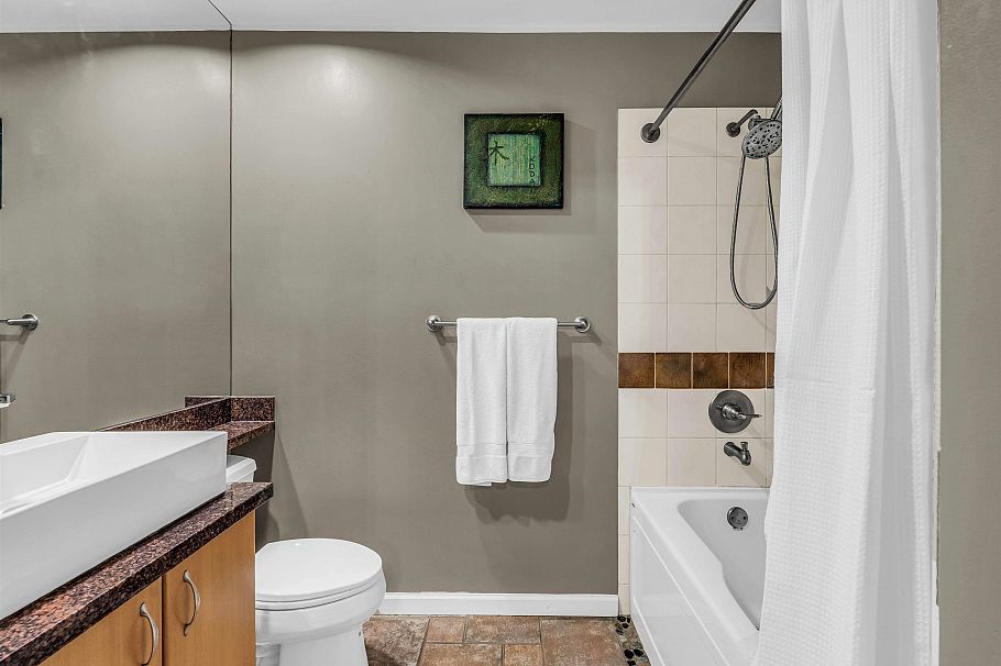 417 580 Raven Woods Drive North Vancouver, BC - 20