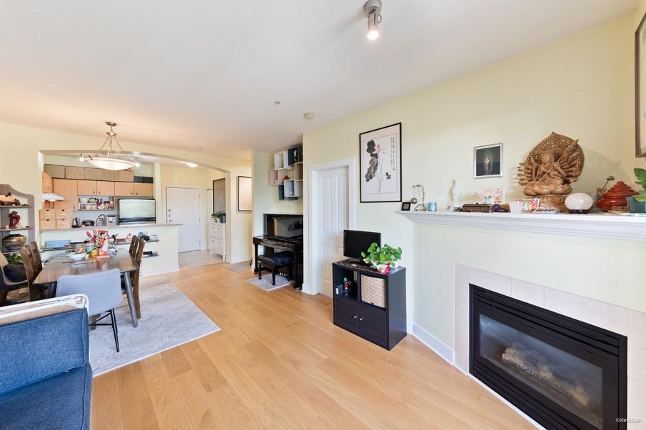 408 995 W 59th Avenue Vancouver, BC - 6