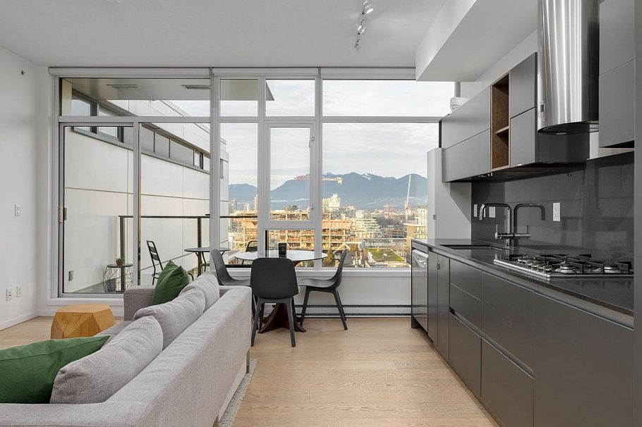 601 133 E 8th Avenue Vancouver, BC - 3