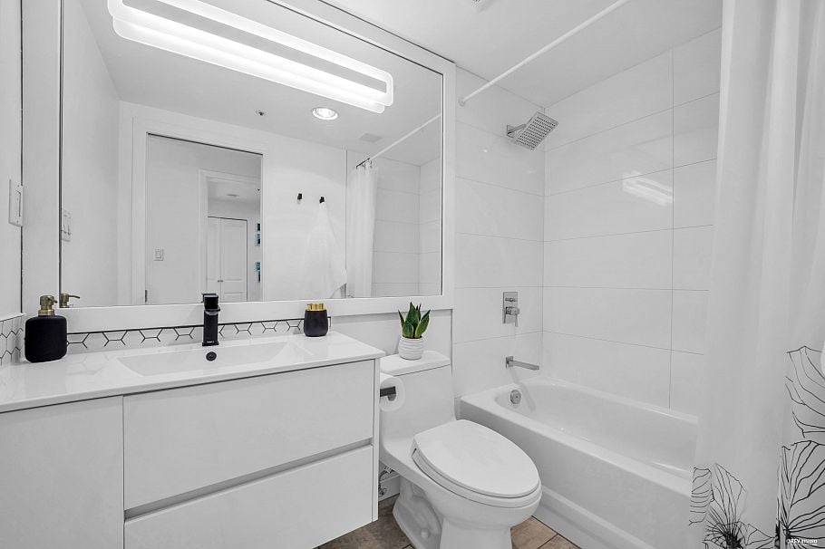 2802 930 Cambie Street Vancouver, BC - 21