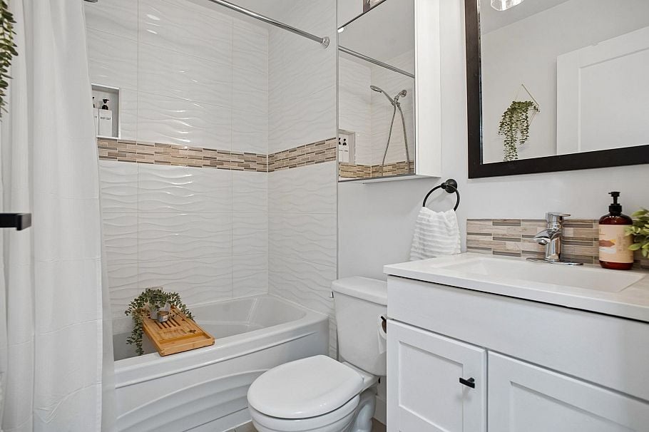 1 1255 E 15th Avenue Vancouver, BC - 23