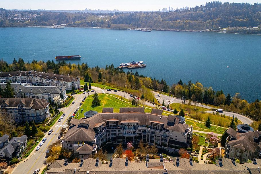 223 530 Raven Woods Drive North Vancouver, BC - 34