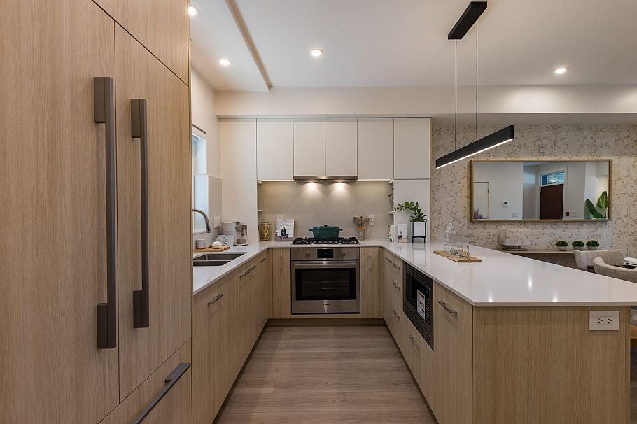 102 342 Mountain Highway North Vancouver, BC - 2