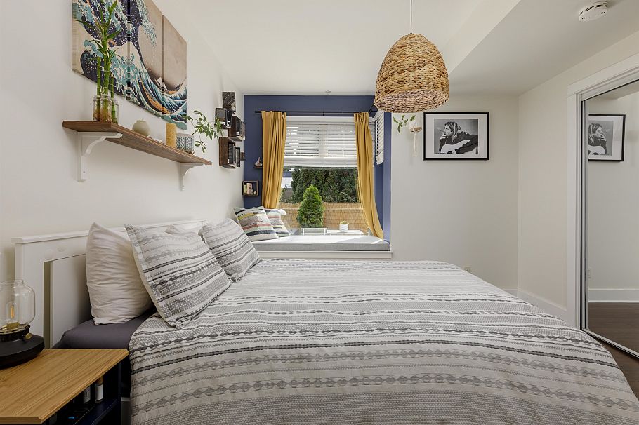 201 118 W 22 Street North Vancouver, BC - 16