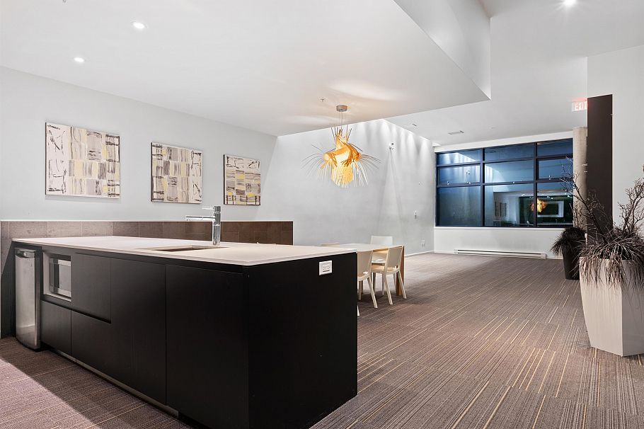 601 133 E 8th Avenue Vancouver, BC - 17