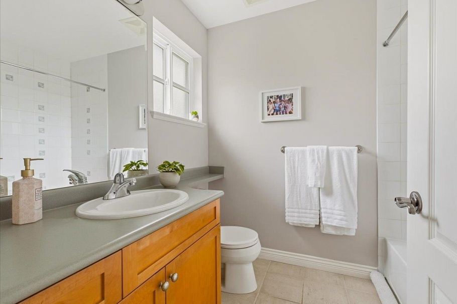 11 2688 Mountain Highway North Vancouver, BC - 19