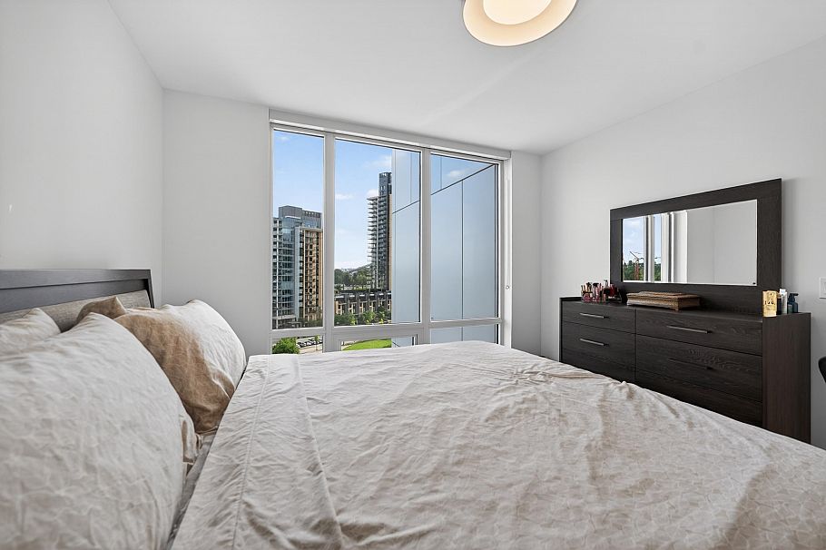 807 1500 Fern Street North Vancouver, BC - 7