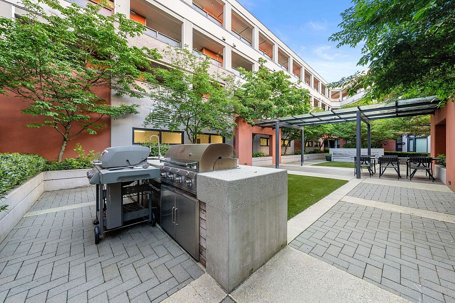 516 3456 Commercial Street Vancouver, BC - 32