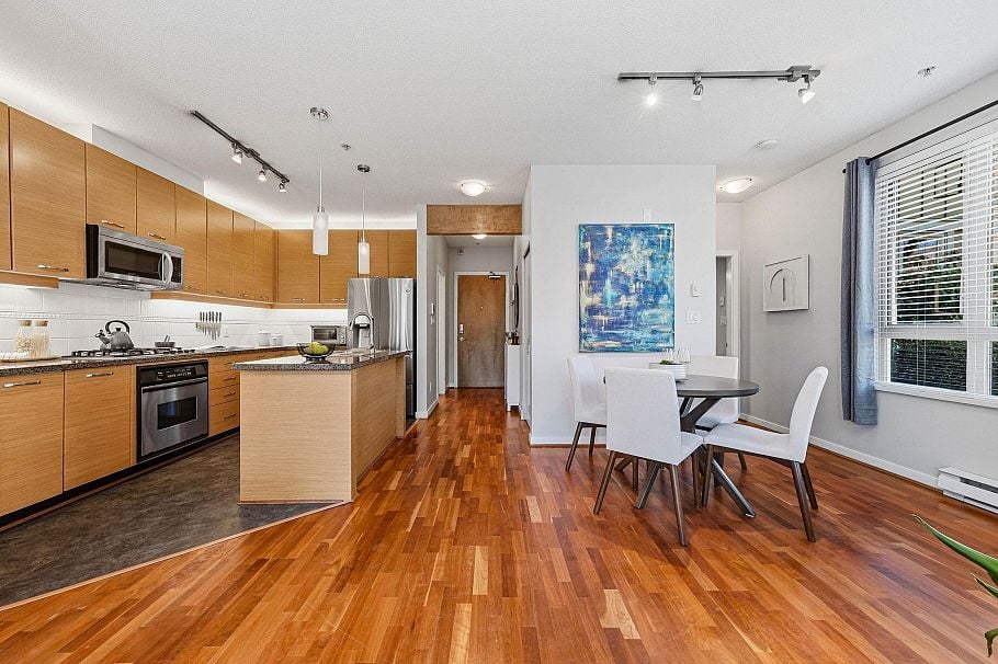 223 530 Raven Woods Drive North Vancouver, BC - 2