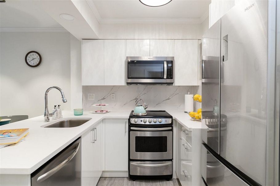 301 1189 Howe Street Vancouver, BC - 7