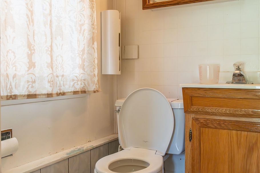 2812 E 18th Avenue Vancouver, BC - 26