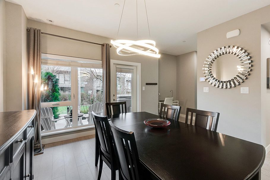 32 3595 Salal Drive North Vancouver, BC - 12