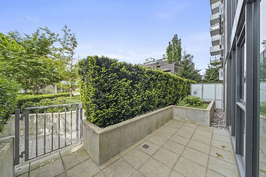 310 285 E 10th Avenue Vancouver, BC - 15