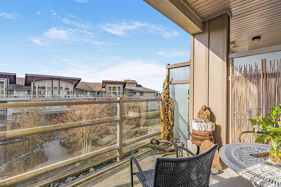 417 580 Raven Woods Drive North Vancouver, BC - 23