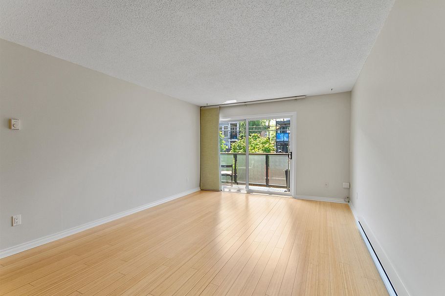 201 550 E 7th Avenue Vancouver, BC - 2