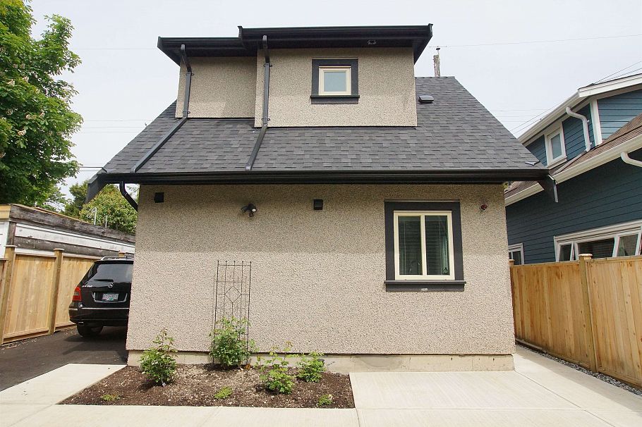 4641 W 8TH AVENUE, Vancouver BC V6R 2A6 Vancouver, BC - 1