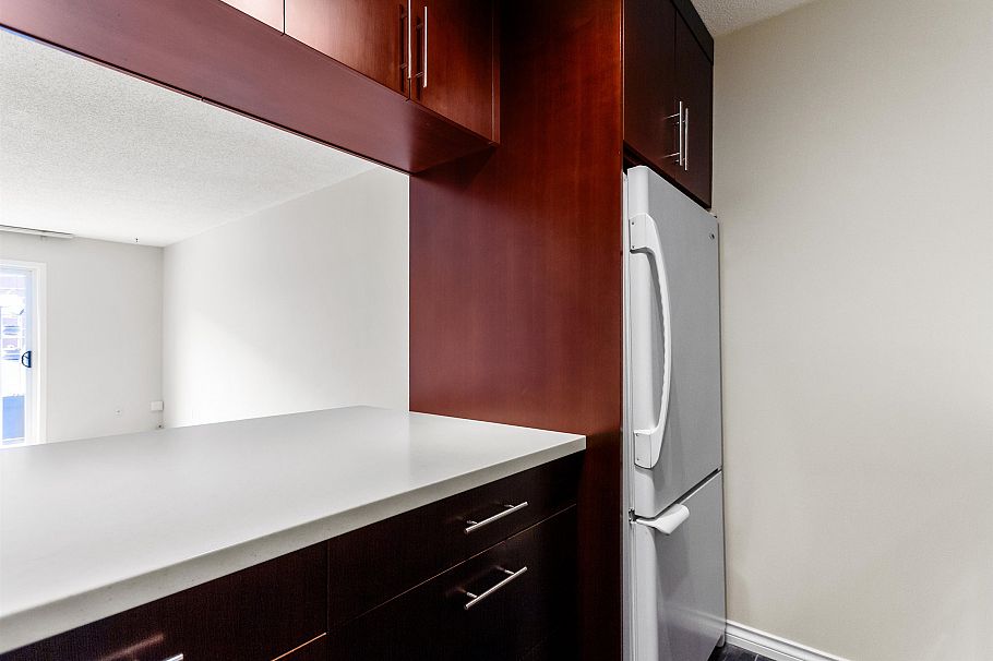 201 550 E 7th Avenue Vancouver, BC - 5