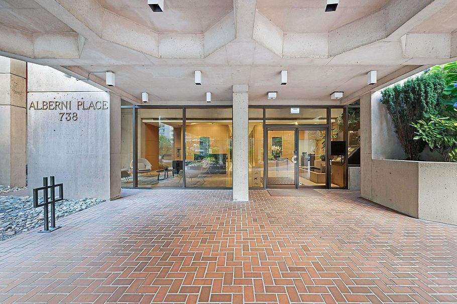 601 738 Broughton Street Vancouver, BC - 2