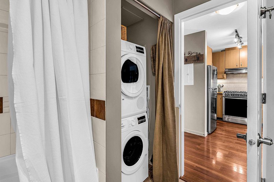 417 580 Raven Woods Drive North Vancouver, BC - 21