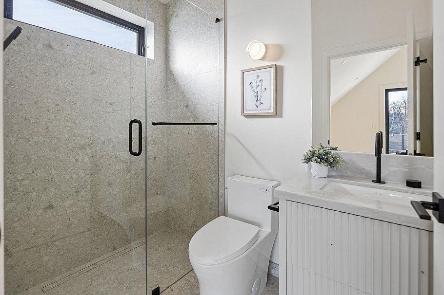 2 3036 W 13th Avenue Vancouver, BC - 34
