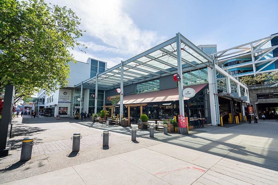 202 135 W 2nd Street North Vancouver, BC - 31