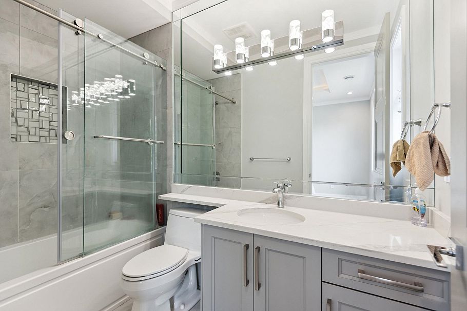 9631 Patterson Road Richmond, BC - 24