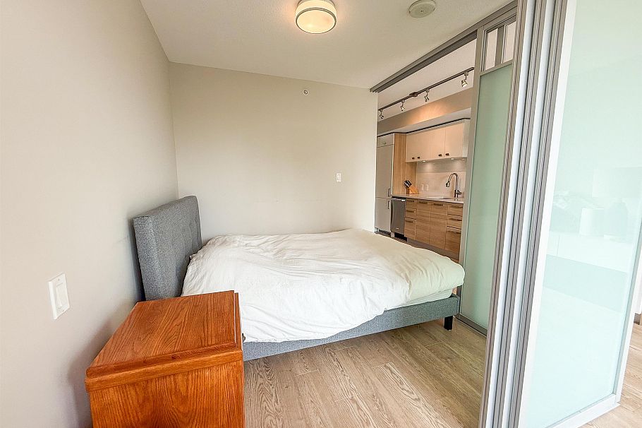 305 1783 Manitoba Street Vancouver, BC - 4