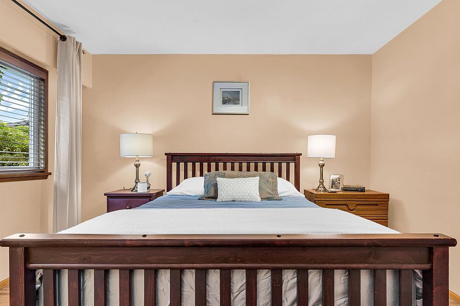 2578 E 15th Avenue Vancouver, BC - 17