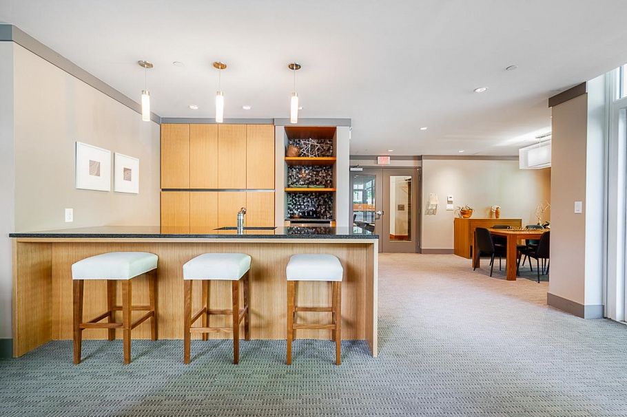 202 135 W 2nd Street North Vancouver, BC - 25