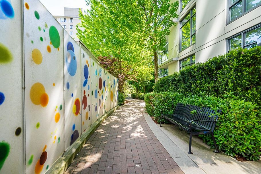 202 135 W 2nd Street North Vancouver, BC - 26