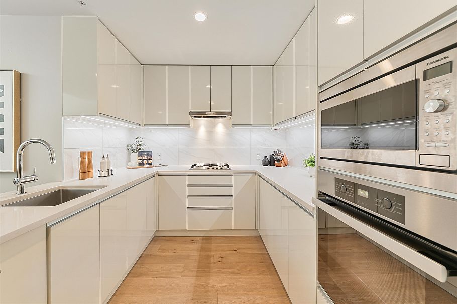 202 528 W King Edward Avenue Vancouver, BC - 5