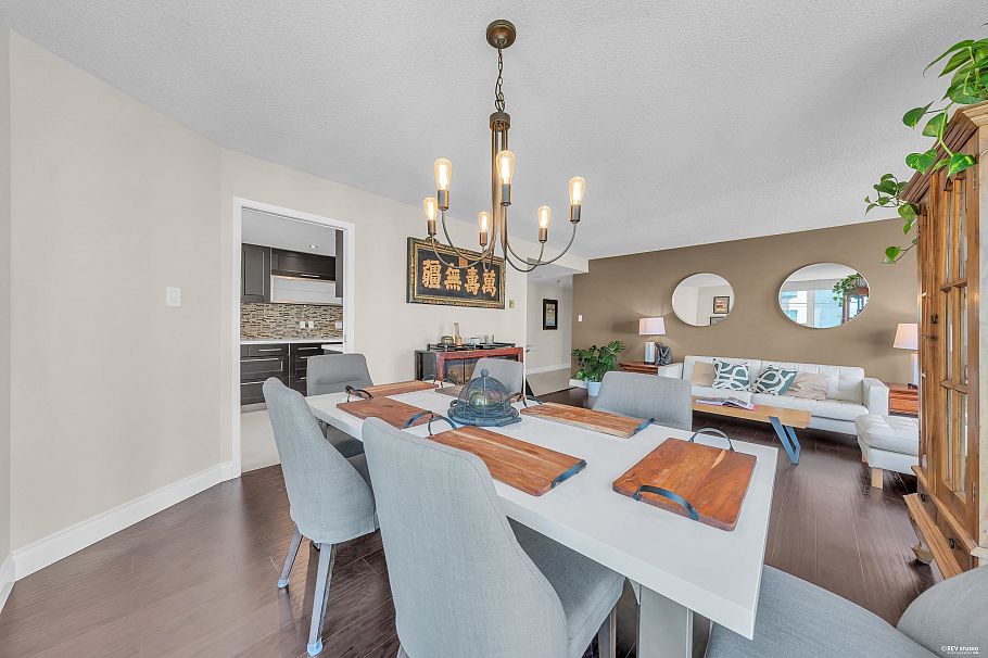 601 717 Jervis Street Vancouver, BC - 9